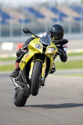 BMW S 1000 RR có giá 13.800 USD - 10 BMW S 1000 RR có giá 13.800 USD - 10