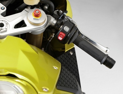 BMW S 1000 RR có giá 13.800 USD - 4 BMW S 1000 RR có giá 13.800 USD - 4