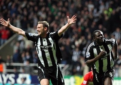 Newcastle chiến thắng "trận đấu 100 triệu bảng" - 1 Newcastle chiến thắng "trận đấu 100 triệu bảng" - 1