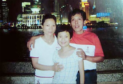 Cô bé 13 tuổi tự tử cứu cha đã thoát chết  - 1