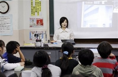 Cô giáo robot dễ thương - 1 Cô giáo robot dễ thương - 1