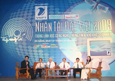 Giao lưu phát động Nhân tài Đất Việt tại TPHCM - 1