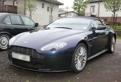 Lộ diện Aston Martin V12 Vantage mui trần - 5