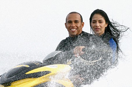 Kỳ nghỉ lãng mạn của ca sỹ bốc lửa Nicole Scherzinger - 10