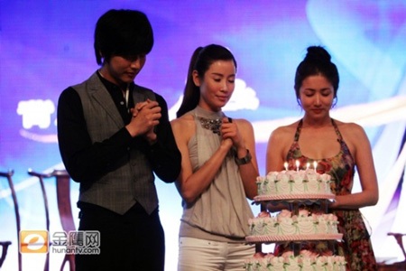 Nàng "công chúa" Lee Tae Ran làm cô dâu - 23