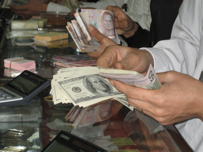 Thị trường ngoại tệ có biểu hiện căng thẳng trở lại - 1 Thị trường ngoại tệ có biểu hiện căng thẳng trở lại - 1