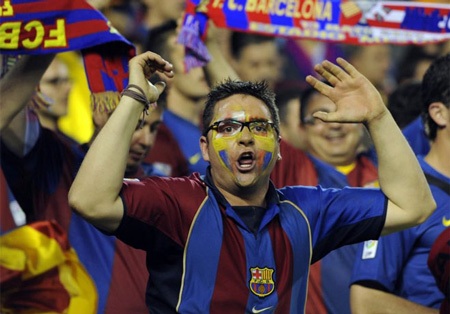 Những khoảnh khắc khó quên trong đêm đăng quang của Barcelona - 17 Những khoảnh khắc khó quên trong đêm đăng quang của Barcelona - 17