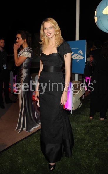 Nhộn nhịp “giai nhân” tại LHP Cannes - 12 Nhộn nhịp “giai nhân” tại LHP Cannes - 12