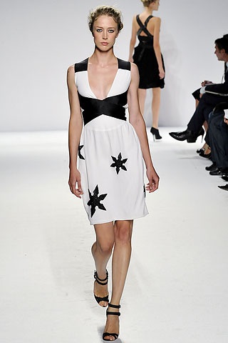 BST xuân hè 2009 của Narciso Rodriguez - 4