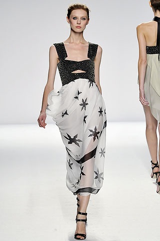 BST xuân hè 2009 của Narciso Rodriguez - 1