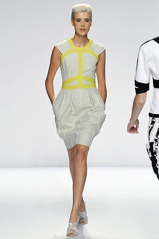 BST xuân hè 2009 của Narciso Rodriguez - 31