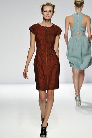 BST xuân hè 2009 của Narciso Rodriguez - 28