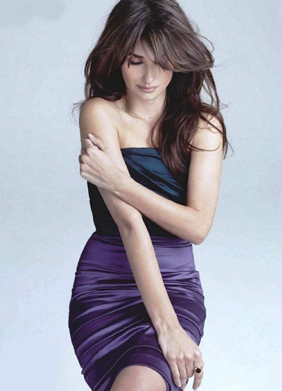 Penelope Cruz “hút” ánh nhìn độc giả Elle - 5 Penelope Cruz “hút” ánh nhìn độc giả Elle - 5