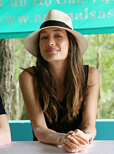 Maggie Q bất ngờ xuất hiện tại Việt Nam - 10