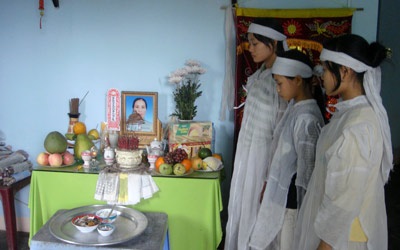 Nghiệt ngã một gia đình - 1 Nghiệt ngã một gia đình - 1