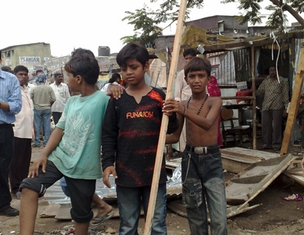 Sao nhí phim “Triệu phú ổ chuột” mất nhà - 1