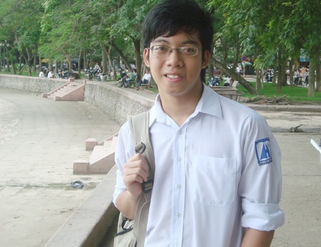 Một người “Ams” siêu môn Lý - 2 Một người “Ams” siêu môn Lý - 2