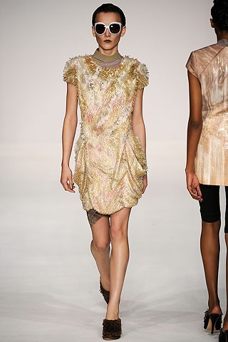 BST xuân hè 2009 của Peter Pilotto - 17