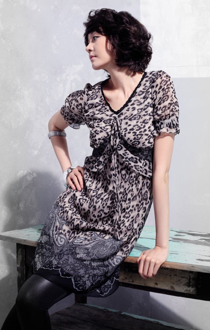 Thời trang hè của Sung Yu Ri: Trang nhã và dịu dàng - 22