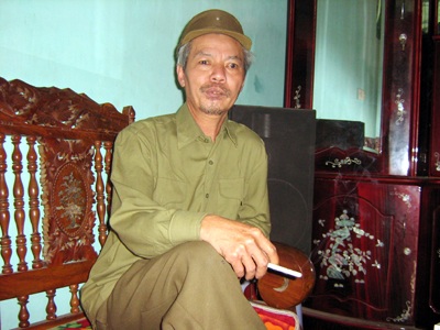 Hoạ sĩ vẽ “nhà” cho người chết - 1 Hoạ sĩ vẽ “nhà” cho người chết - 1