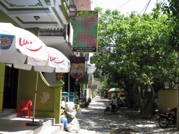 Sinh viên trong ngõ hẻm - 1 Sinh viên trong ngõ hẻm - 1