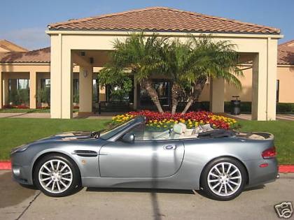 Xe Jaguar được “độ” thành Aston Martin - 15