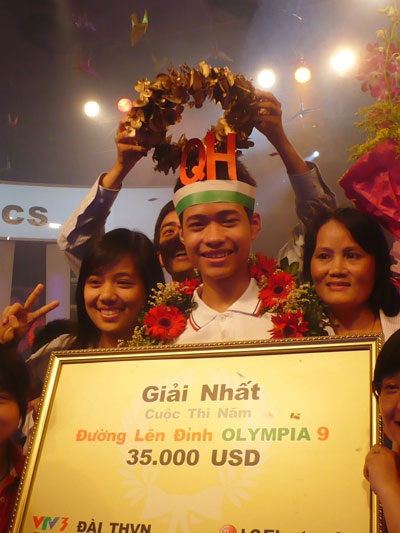 Hồ Ngọc Hân giải thích biệt danh “Nụ cười thiên thần” - 5 Hồ Ngọc Hân giải thích biệt danh “Nụ cười thiên thần” - 5