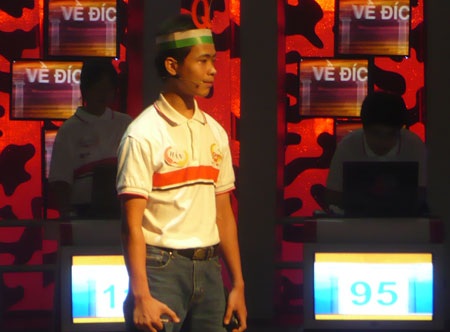 Hồ Ngọc Hân giải thích biệt danh “Nụ cười thiên thần” - 3 Hồ Ngọc Hân giải thích biệt danh “Nụ cười thiên thần” - 3