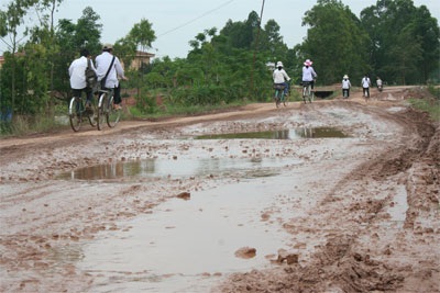 Tuyến “đường nhựa” độc nhất vô nhị - 1 Tuyến “đường nhựa” độc nhất vô nhị - 1