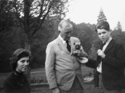 Những bức ảnh chưa từng công bố của gia đình Kennedy - 5 Những bức ảnh chưa từng công bố của gia đình Kennedy - 5