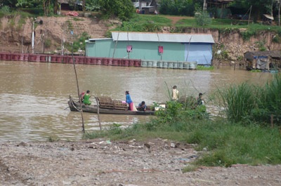 Thâm nhập “xóm chuột” độc nhất vô nhị An Giang - 1 Thâm nhập “xóm chuột” độc nhất vô nhị An Giang - 1