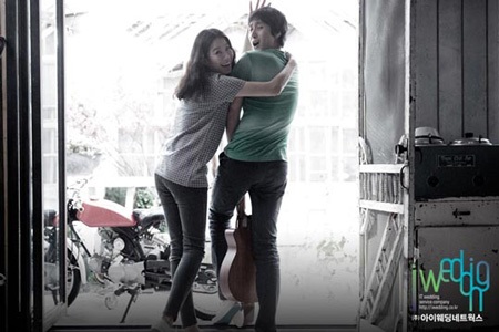 Lee Seon Kyun “trình làng” ảnh cưới lạ mắt - 5 Lee Seon Kyun “trình làng” ảnh cưới lạ mắt - 5
