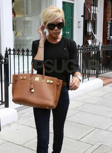 Ngắm bộ sưu tập túi sành điệu của Victoria Beckham - 16 Ngắm bộ sưu tập túi sành điệu của Victoria Beckham - 16