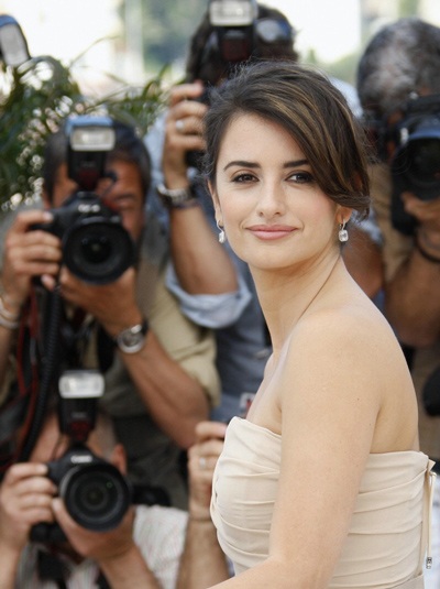 Thảm đỏ LHP Cannes vẫn ngập tràn “dáng hồng” - 7