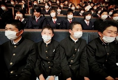 Nhật Bản: hơn 200 ca, WHO: nhiều tháng nữa mới có vacxin  - 1