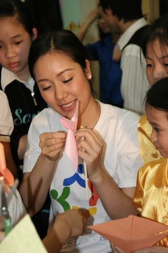 Những tấm lòng thiện nguyện ở quanh ta - 7