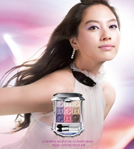 Shin Ae hồi hộp chờ ngày cưới - 1