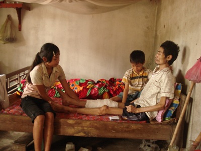 Nỗi khốn cùng của một gia đình - 1