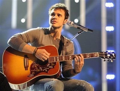 Kris Allen giành ngôi thần tượng âm nhạc Mỹ 2009 - 4 Kris Allen giành ngôi thần tượng âm nhạc Mỹ 2009 - 4
