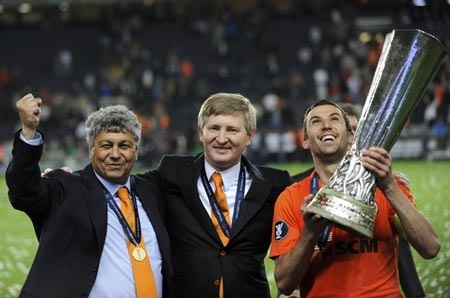 Chung kết UEFA Cup - Nơi niềm vui đọng lại... - 17