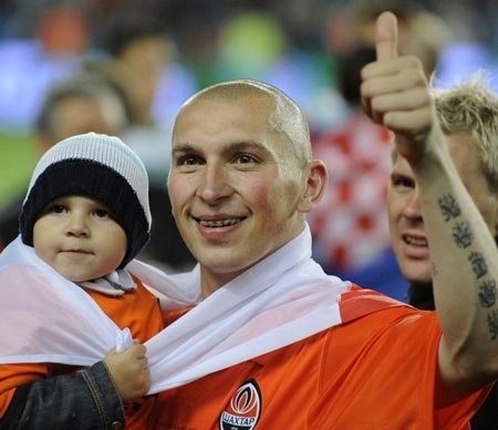 Chung kết UEFA Cup - Nơi niềm vui đọng lại... - 13