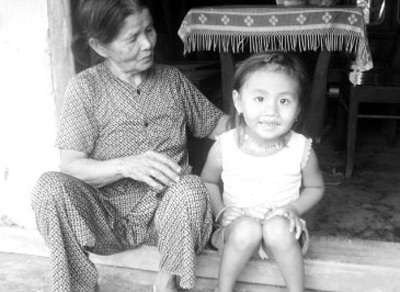 Những đứa trẻ “bỗng dưng” biết đọc - 2 Những đứa trẻ “bỗng dưng” biết đọc - 2