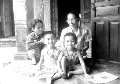 Những đứa trẻ “bỗng dưng” biết đọc - 1 Những đứa trẻ “bỗng dưng” biết đọc - 1