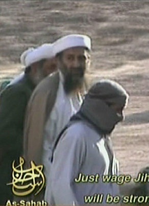 Chùm ảnh: Cuộc đời kẻ khủng bố khét tiếng nhất thế giới Osama bin Laden - 12 Chùm ảnh: Cuộc đời kẻ khủng bố khét tiếng nhất thế giới Osama bin Laden - 12