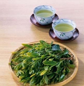 Trà xanh hỗ trợ giảm cholesterol trong máu - 1 Trà xanh hỗ trợ giảm cholesterol trong máu - 1