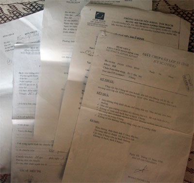 Mất cha, nợ chất hàng chục triệu do bác sỹ tắc trách? - 1