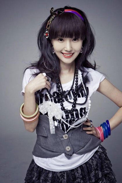 “Nữ hoàng nhạc dance” xứ Hàn tung video clip “hot” - 9 “Nữ hoàng nhạc dance” xứ Hàn tung video clip “hot” - 9