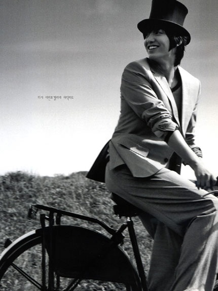 Lee Min Ho sống vui nhờ... “Boys over flowers” - 22