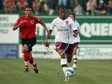 Đội hình triệu phú “miễn phí” Ngoại hạng Anh - 2 Đội hình triệu phú “miễn phí” Ngoại hạng Anh - 2