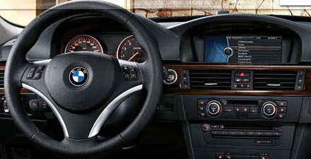 Euro Auto giới thiệu BMW 320i tại Việt Nam - 2 Euro Auto giới thiệu BMW 320i tại Việt Nam - 2